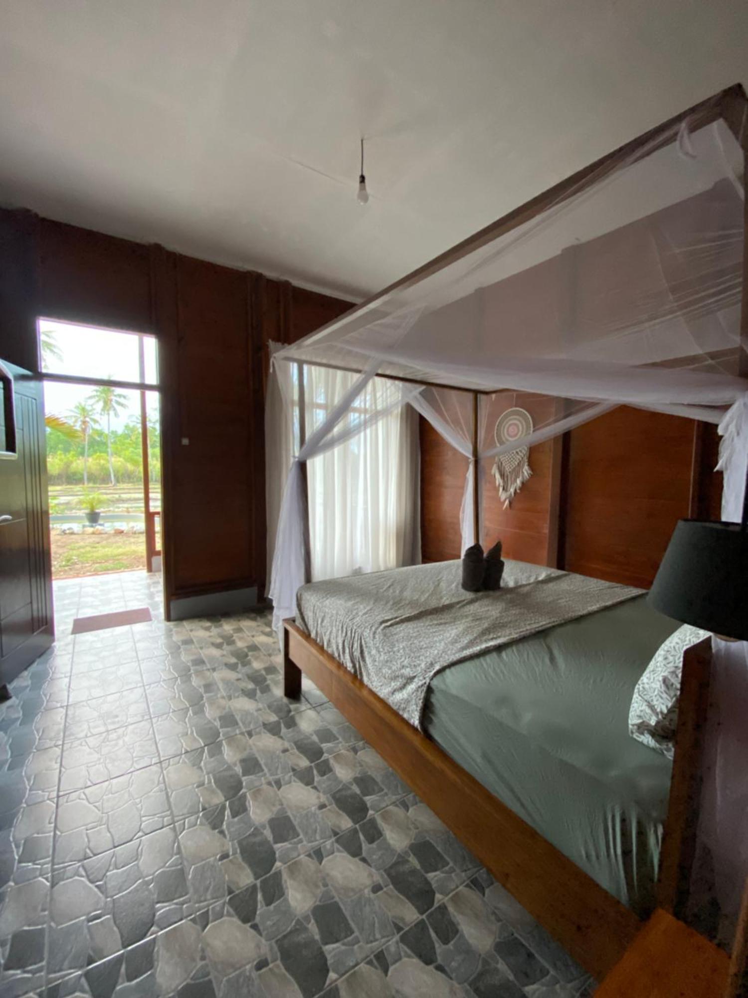 Nuna Bungalows Riung Kültér fotó
