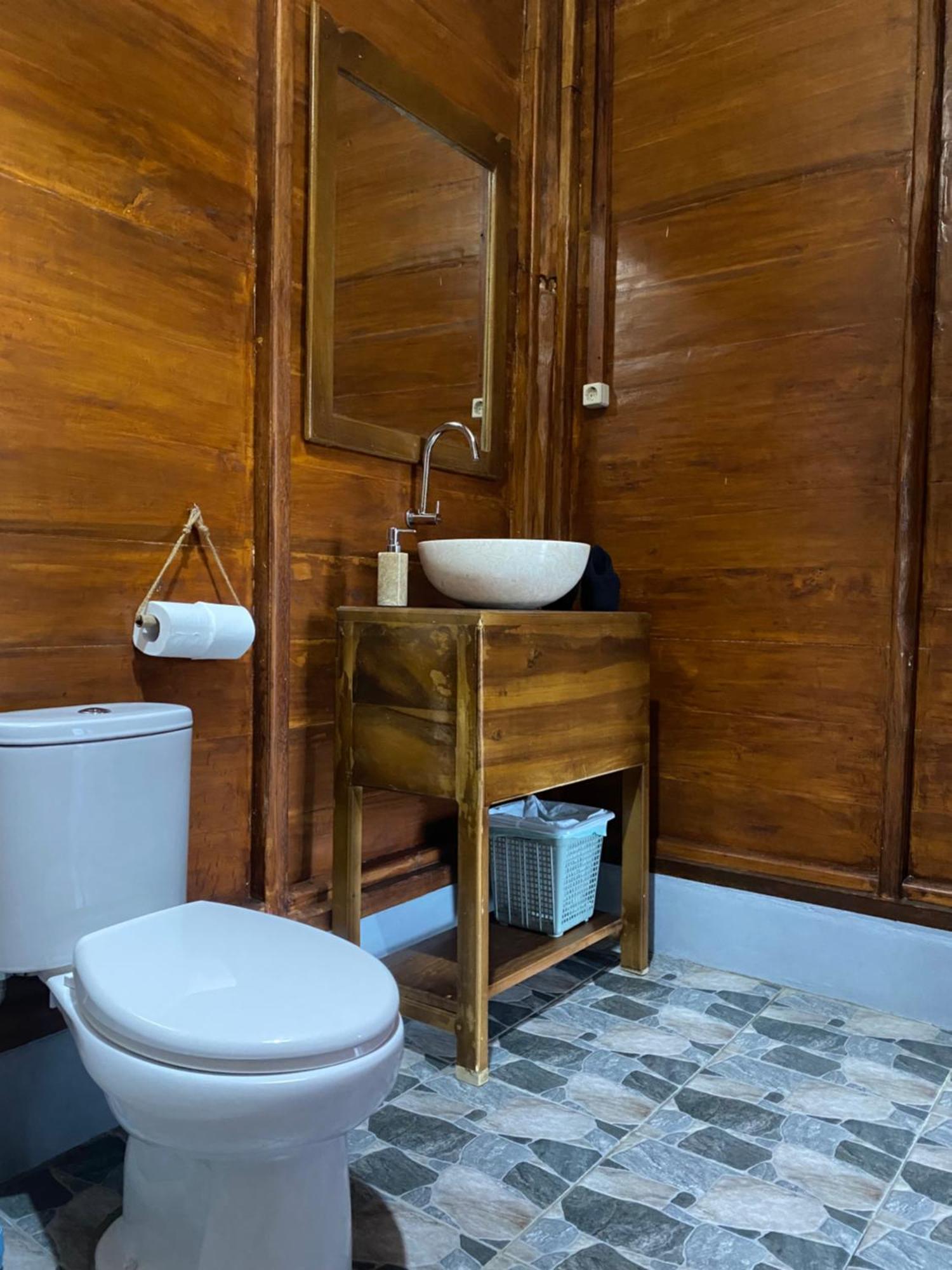 Nuna Bungalows Riung Kültér fotó