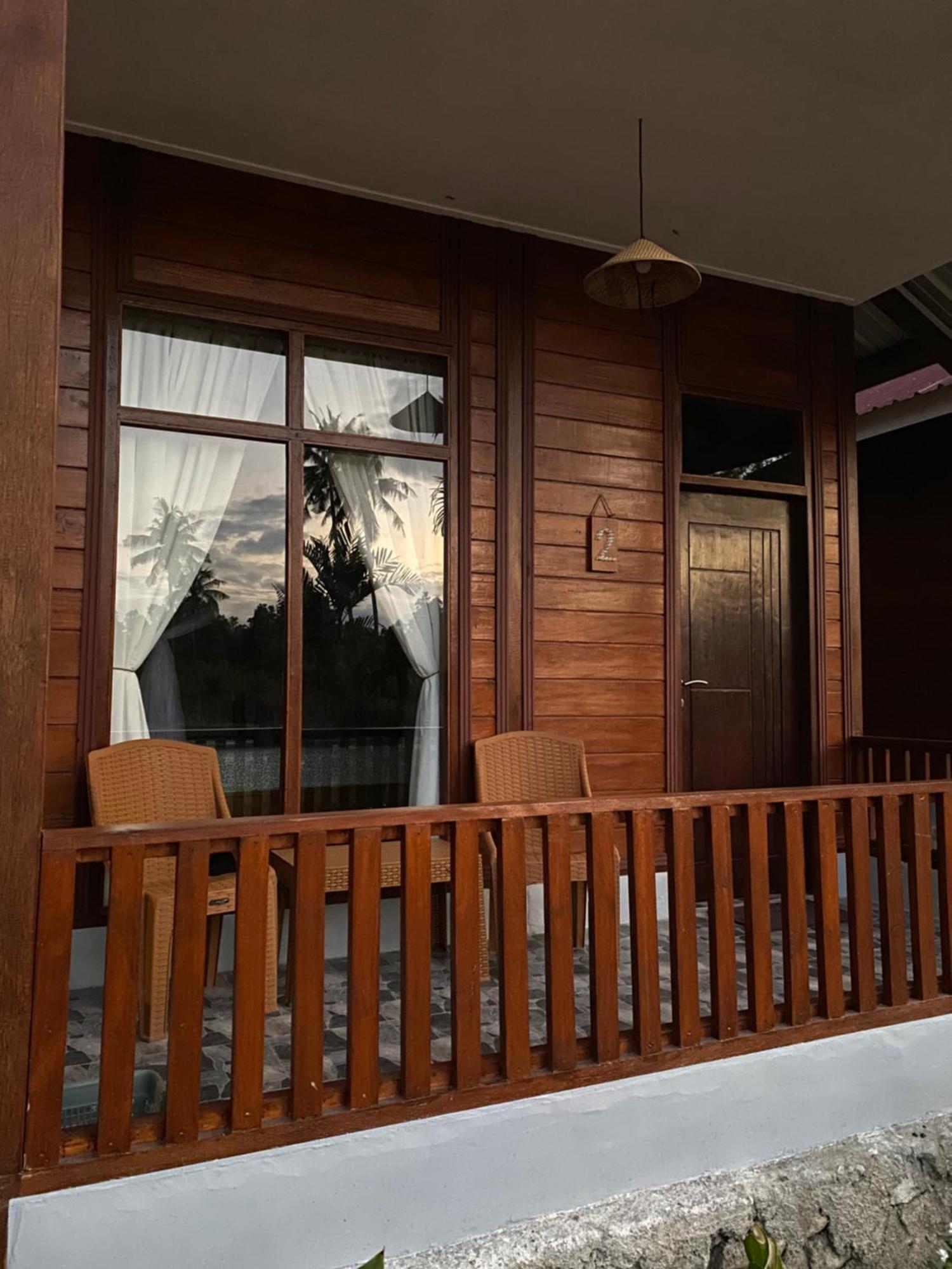 Nuna Bungalows Riung Kültér fotó