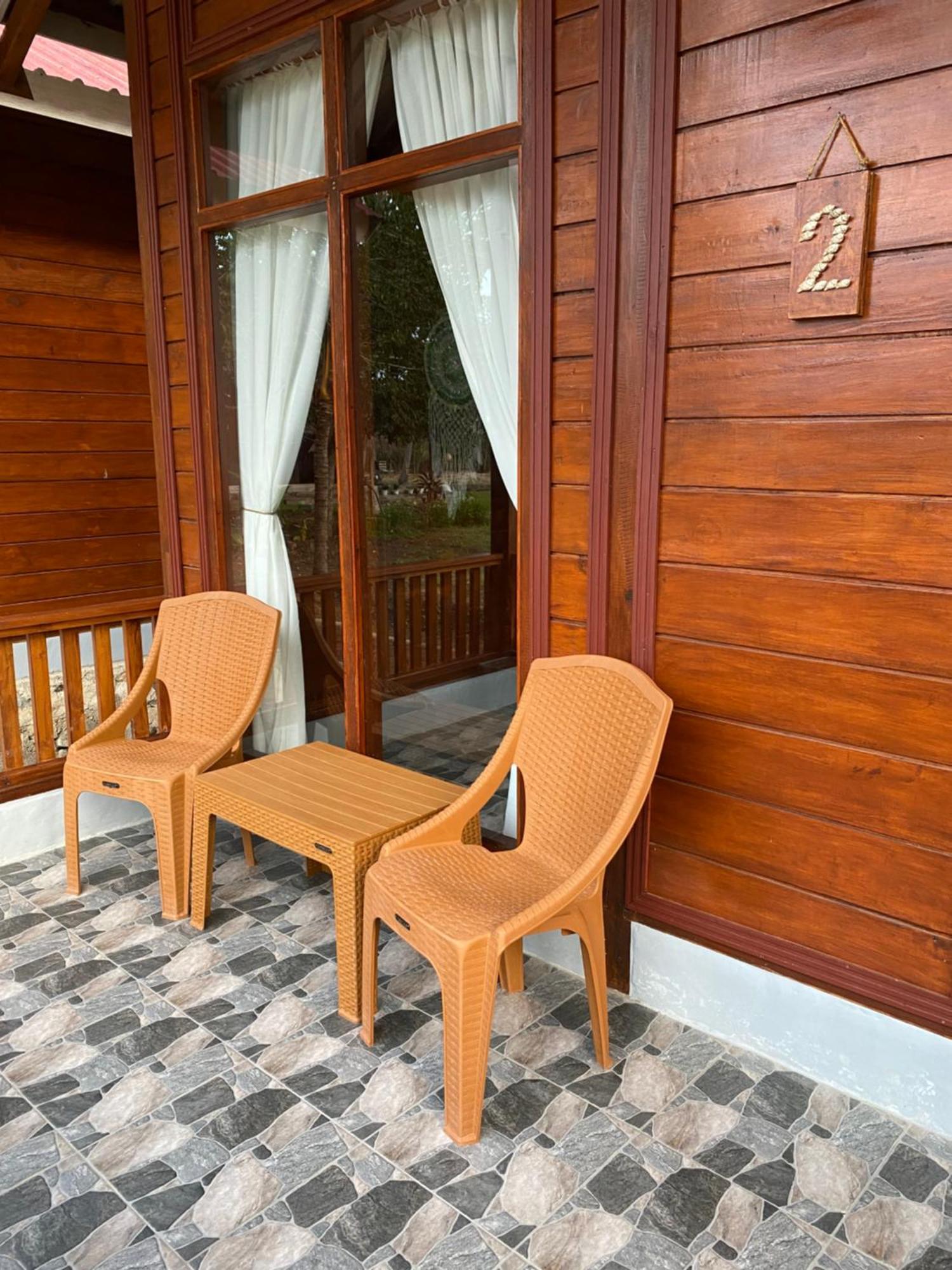 Nuna Bungalows Riung Kültér fotó